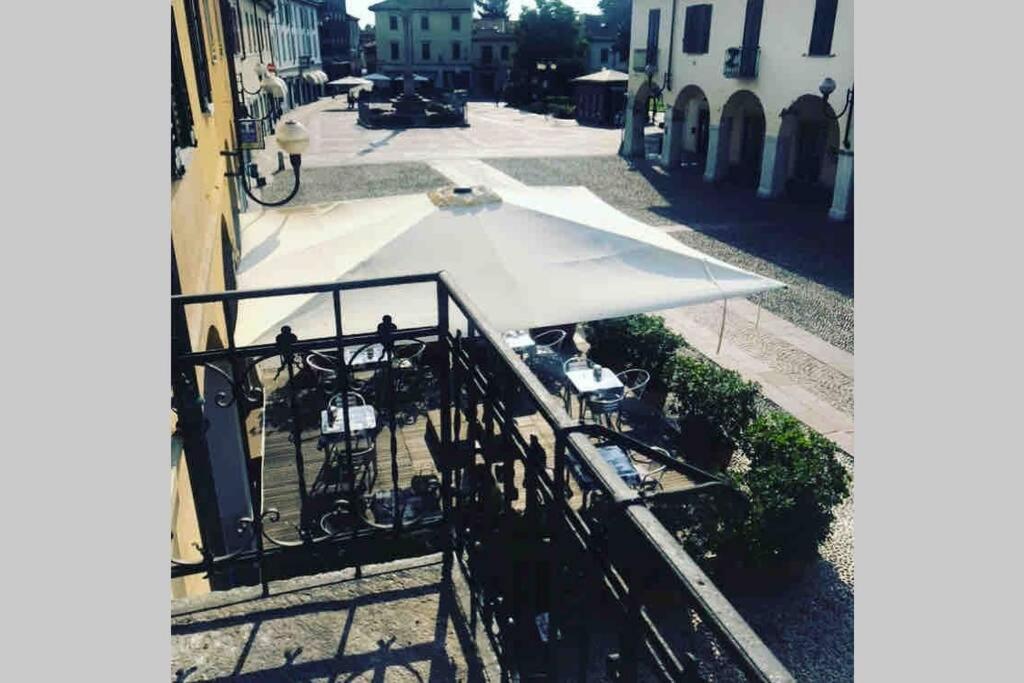 Green Appartamenti I Portici Nel Centro Storico 梅尔佐 外观 照片